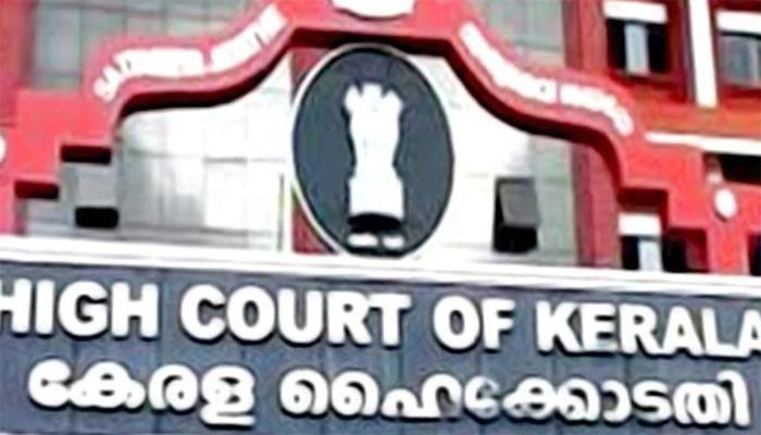 കലാലയങ്ങളിൽ രാഷ്ട്രീയം വേണ്ടെന്ന് ആവർത്തിച്ച് ഹൈക്കോടതി കലാലയങ്ങളിൽ രാഷ്ട്രീയം വേണ്ടെന്ന് ആവർത്തിച്ച് ഹൈക്കോടതി