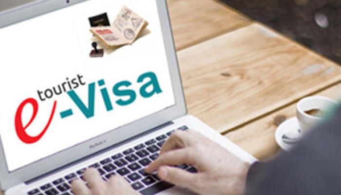 സ്പോണ്സര് ഇല്ലാതെ ഇ വിസ: കൂടുതല് രാജ്യങ്ങളെ ഉള്പ്പെടുത്തി ഒമാന് സ്പോണ്സര് ഇല്ലാതെ ഇ വിസ: കൂടുതല് രാജ്യങ്ങളെ ഉള്പ്പെടുത്തി ഒമാന്