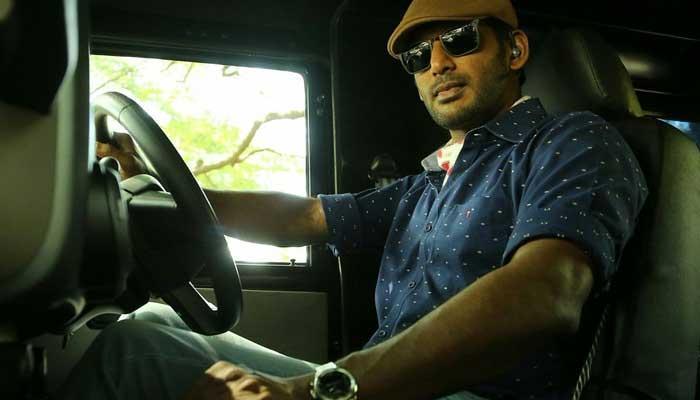 മെര്സല് വ്യാജപതിപ്പ് കണ്ട ബി.ജെ.പി നേതാവിനെതിരെ നടന് വിശാല് മെര്സല് വ്യാജപതിപ്പ് കണ്ട ബി.ജെ.പി നേതാവിനെതിരെ നടന് വിശാല്
