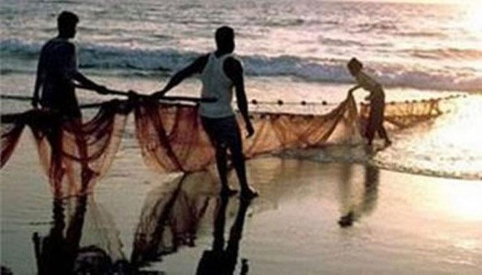 10 ഇന്ത്യൻ മീൻപിടിത്തക്കാര് ശ്രീലങ്കൻ നാവികസേനയുടെ കസ്റ്റഡിയില് 10 ഇന്ത്യൻ മീൻപിടിത്തക്കാര് ശ്രീലങ്കൻ നാവികസേനയുടെ കസ്റ്റഡിയില്