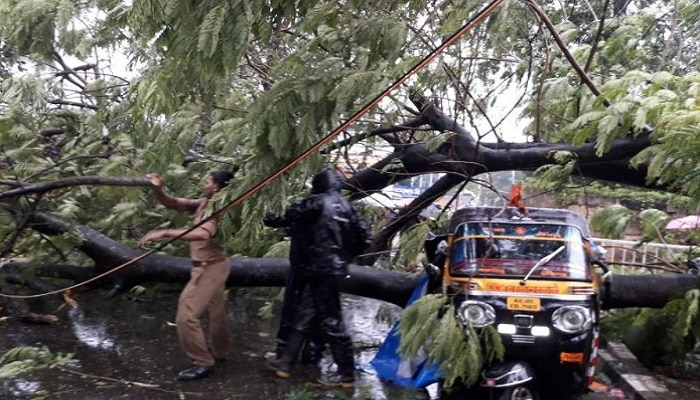 ഓഖി: ജാഗ്രത പുലര്‍ത്താന്‍ കളക്ടര്‍മാര്‍ക്ക് മുഖ്യമന്ത്രിയുടെ നിര്‍ദേശം