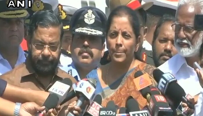 രക്ഷാപ്രവര്ത്തനത്തിന് സാധ്യമായതെല്ലാം ചെയ്യും: പ്രതിരോധമന്ത്രി രക്ഷാപ്രവര്ത്തനത്തിന് സാധ്യമായതെല്ലാം ചെയ്യും: പ്രതിരോധമന്ത്രി