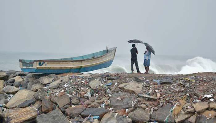ശക്തമായ കാറ്റിന് സാധ്യത; മത്സ്യ തൊഴിലാളികള്ക്ക് ജാഗ്രത നിര്ദേശം ശക്തമായ കാറ്റിന് സാധ്യത; മത്സ്യ തൊഴിലാളികള്ക്ക് ജാഗ്രത നിര്ദേശം