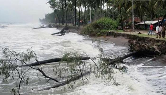 ഓഖി ദുരന്തം: രണ്ട് മൃതദേഹങ്ങള് കൂടി കണ്ടെത്തി ഓഖി ദുരന്തം: രണ്ട് മൃതദേഹങ്ങള് കൂടി കണ്ടെത്തി