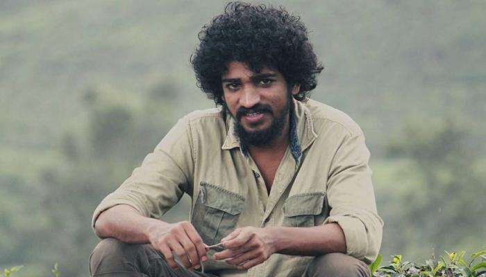 മാവോയിസ്റ്റെന്ന് ആരോപിച്ച് നദീറിനെതിരെ വീണ്ടും പൊലീസ്; ഒളിവിലെന്ന് പറഞ്ഞ് ലുക്കൗട്ട് നോട്ടീസ് മാവോയിസ്റ്റെന്ന് ആരോപിച്ച് നദീറിനെതിരെ വീണ്ടും പൊലീസ്; ഒളിവിലെന്ന് പറഞ്ഞ് ലുക്കൗട്ട് നോട്ടീസ്