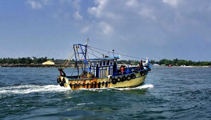 മത്സ്യത്തൊഴിലാളികള്ക്ക് കാലാവസ്ഥാ മുന്നറിയിപ്പ് നല്കാന് നാവിക് സംവിധാനം മത്സ്യത്തൊഴിലാളികള്ക്ക് കാലാവസ്ഥാ മുന്നറിയിപ്പ് നല്കാന് നാവിക് സംവിധാനം