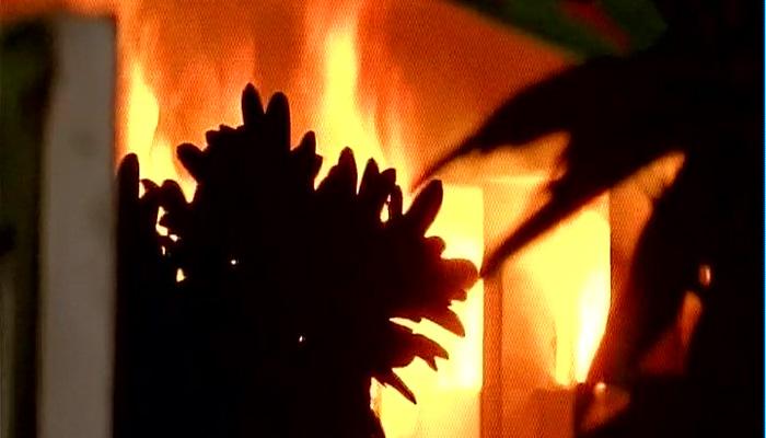 ഷാര്ജയില് തീപ്പിടുത്തം: രണ്ട് കുട്ടികളടക്കം അഞ്ചുപേർ വെന്തുമരിച്ചു ഷാര്ജയില് തീപ്പിടുത്തം: രണ്ട് കുട്ടികളടക്കം അഞ്ചുപേർ വെന്തുമരിച്ചു
