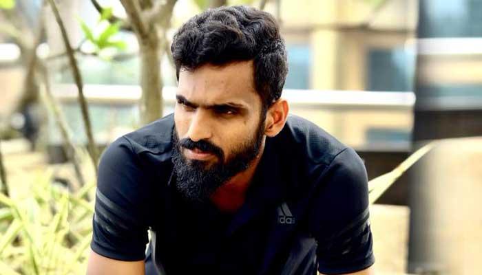 ക്യാപ്റ്റൻ കണ്ടിറങ്ങിയ സി. കെ വിനീതിന്റെ വൈകാരിക കുറിപ്പ് ക്യാപ്റ്റൻ കണ്ടിറങ്ങിയ സി. കെ വിനീതിന്റെ വൈകാരിക കുറിപ്പ്