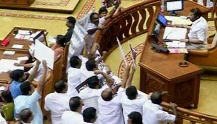 നിയമസഭ ഇന്നും പ്രക്ഷുബ്ധ൦ നിയമസഭ ഇന്നും പ്രക്ഷുബ്ധ൦