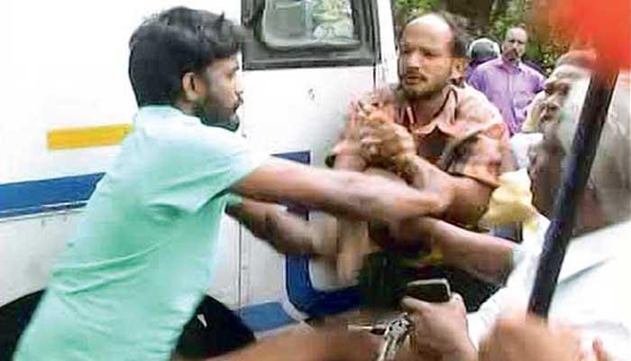 'ഇത്തരം ദുരനുഭവങ്ങള് ആര്ക്കും സംഭവിക്കാതിരിക്കട്ടെ', കേള്ക്കാതെ പോകരുത് ഷാഫിയുടെ വാക്കുകള് 'ഇത്തരം ദുരനുഭവങ്ങള് ആര്ക്കും സംഭവിക്കാതിരിക്കട്ടെ', കേള്ക്കാതെ പോകരുത് ഷാഫിയുടെ വാക്കുകള്
