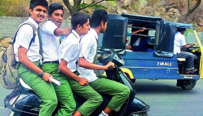 കുട്ടികള് വാഹനമോടിച്ചതിന് അറസ്റ്റിലായത് രക്ഷിതാക്കൾ കുട്ടികള് വാഹനമോടിച്ചതിന് അറസ്റ്റിലായത് രക്ഷിതാക്കൾ