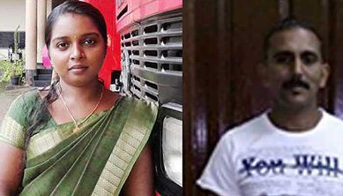 ആള്ക്കൂട്ടം നോക്കിനില്ക്കേ യുവതിയെ ചുട്ടുകൊന്നു; ഭര്ത്താവ് ഒളിവില് ആള്ക്കൂട്ടം നോക്കിനില്ക്കേ യുവതിയെ ചുട്ടുകൊന്നു; ഭര്ത്താവ് ഒളിവില്