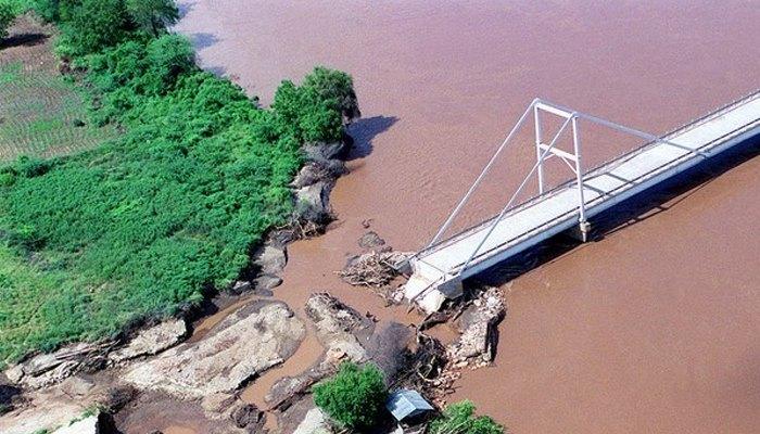 കെ​നി​യ​യില്‍ വെ​ള്ള​പ്പൊ​ക്കം: നൂ​റി​ല​ധി​കം പേ​ര്‍ മ​രി​ച്ചു