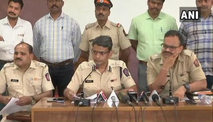 സച്ചിന് സാവന്ത് കൊലപാതകം: അറസ്റ്റിലായവരെ മെയ് 14വരെ കസ്റ്റഡിയില് വിട്ടു സച്ചിന് സാവന്ത് കൊലപാതകം: അറസ്റ്റിലായവരെ മെയ് 14വരെ കസ്റ്റഡിയില് വിട്ടു