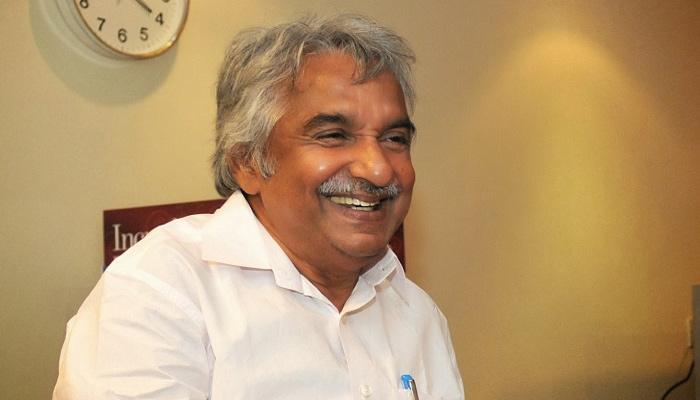 ഉമ്മന് ചാണ്ടി എഐസിസി ജനറല് സെക്രട്ടറിയായി ചുമതലയേറ്റു ഉമ്മന് ചാണ്ടി എഐസിസി ജനറല് സെക്രട്ടറിയായി ചുമതലയേറ്റു