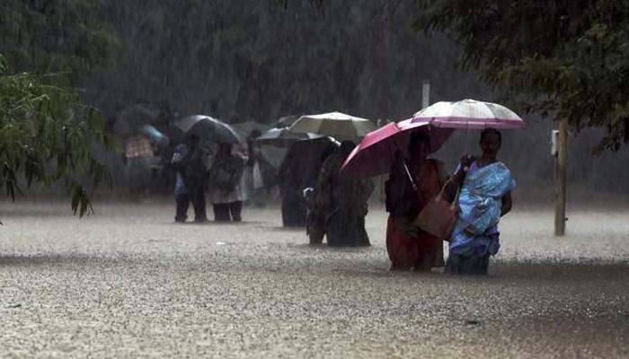 കനത്ത മഴ: ഇടുക്കിയില്‍ വിദ്യാഭ്യാസ സ്ഥാപനങ്ങള്‍ക്ക് തിങ്കളാഴ്ച അവധി 