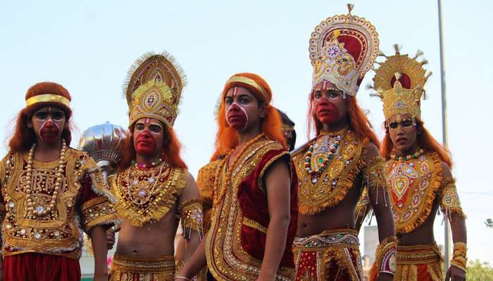 കര്ക്കിടകമാസം രാമായണമാസമാക്കാന് സിപിഎമ്മിനൊപ്പം കോണ്ഗ്രസും കര്ക്കിടകമാസം രാമായണമാസമാക്കാന് സിപിഎമ്മിനൊപ്പം കോണ്ഗ്രസും