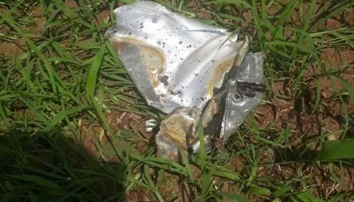 വ്യോമസേനയുടെ മിഗ് വിമാനം തകര്ന്നുവീണ് പൈലറ്റിനെ കാണാതായി വ്യോമസേനയുടെ മിഗ് വിമാനം തകര്ന്നുവീണ് പൈലറ്റിനെ കാണാതായി