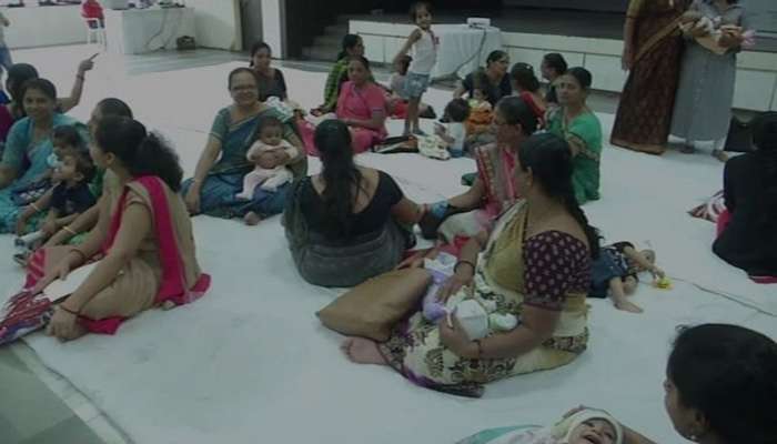 അനാഥ കുഞ്ഞുങ്ങള്ക്ക് മുലയൂട്ടി ഒരുകൂട്ടം അമ്മമാര് അനാഥ കുഞ്ഞുങ്ങള്ക്ക് മുലയൂട്ടി ഒരുകൂട്ടം അമ്മമാര്