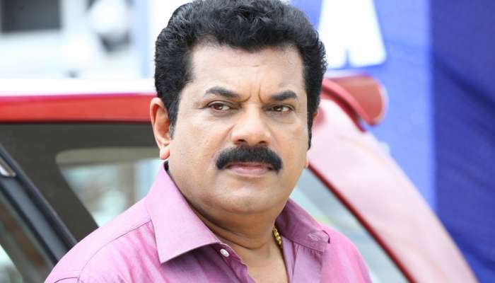 മുകേഷിനെതിരെ യൂത്ത് കോണ്ഗ്രസ് മുകേഷിനെതിരെ യൂത്ത് കോണ്ഗ്രസ്