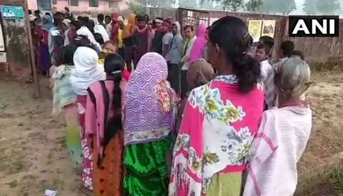 ഛത്തീസ്ഗഢ്: തിരഞ്ഞെടുപ്പ് പുരോഗമിക്കുന്നതിനിടെ സ്ഫോടനം ഛത്തീസ്ഗഢ്: തിരഞ്ഞെടുപ്പ് പുരോഗമിക്കുന്നതിനിടെ സ്ഫോടനം