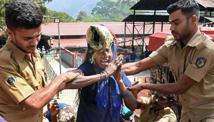 ശബരിമലയില് നിരോധനാജ്ഞ മകരവിളക്ക് വരെ തുടരണമെന്ന് പൊലീസ് ശബരിമലയില് നിരോധനാജ്ഞ മകരവിളക്ക് വരെ തുടരണമെന്ന് പൊലീസ്