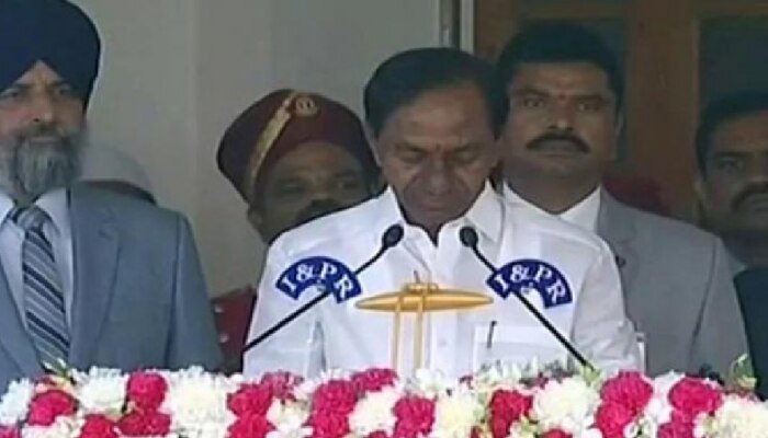 തെലങ്കാന മുഖ്യമന്ത്രിയായി കെ.ചന്ദ്രശേഖര റാവു സത്യപ്രതിജ്ഞ ചെയ്തു തെലങ്കാന മുഖ്യമന്ത്രിയായി കെ.ചന്ദ്രശേഖര റാവു സത്യപ്രതിജ്ഞ ചെയ്തു