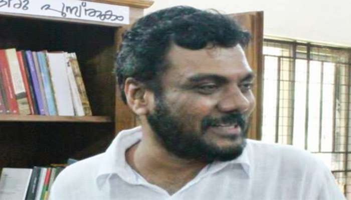 സാഹിത്യകാരൻ സന്തോഷ് ഏച്ചിക്കാനത്തെ അറസ്റ്റ് ചെയ്തു സാഹിത്യകാരൻ സന്തോഷ് ഏച്ചിക്കാനത്തെ അറസ്റ്റ് ചെയ്തു