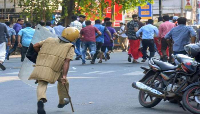 ഹര്ത്താല് അക്രമത്തില് ഇതുവരെ അറസ്റ്റിലായത് 1369 പേര് ഹര്ത്താല് അക്രമത്തില് ഇതുവരെ അറസ്റ്റിലായത് 1369 പേര്