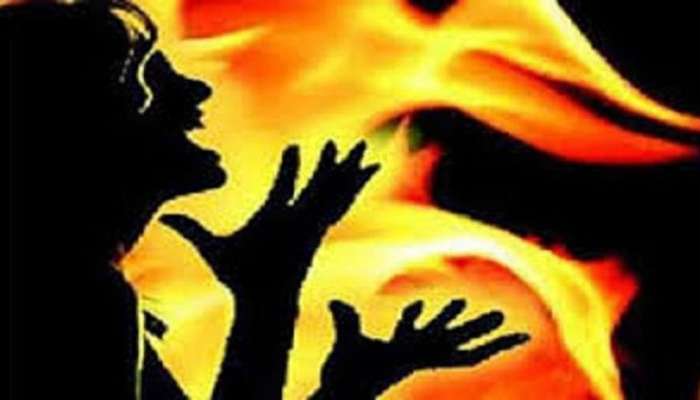 പാസ്വേര്ഡ് നല്കിയില്ല; ഭര്ത്താവിനെ തീകൊളുത്തി കൊന്നു പാസ്വേര്ഡ് നല്കിയില്ല; ഭര്ത്താവിനെ തീകൊളുത്തി കൊന്നു