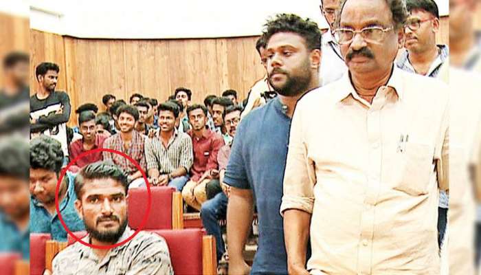 പൊലീസുകാരെ നടുറോഡില് ആക്രമിച്ച എസ്എഫ്ഐ നേതാവ് കീഴടങ്ങി പൊലീസുകാരെ നടുറോഡില് ആക്രമിച്ച എസ്എഫ്ഐ നേതാവ് കീഴടങ്ങി