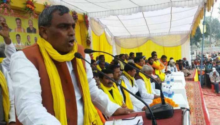 ഉത്തര്പ്രദേശില് ബിജെപിയ്ക്ക് ഭീഷണിയുയര്ത്തി സഖ്യകക്ഷി!! ഉത്തര്പ്രദേശില് ബിജെപിയ്ക്ക് ഭീഷണിയുയര്ത്തി സഖ്യകക്ഷി!!