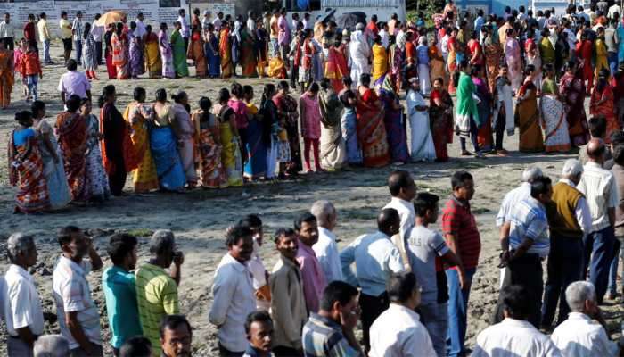 ലോക്സഭാ തിരഞ്ഞെടുപ്പ്: ജനങ്ങള് ആവേശത്തില്, ഒന്നാം ഘട്ടത്തില് തുടക്കംമുതലേ കനത്ത പോളിംഗ്!! ലോക്സഭാ തിരഞ്ഞെടുപ്പ്: ജനങ്ങള് ആവേശത്തില്, ഒന്നാം ഘട്ടത്തില് തുടക്കംമുതലേ കനത്ത പോളിംഗ്!!