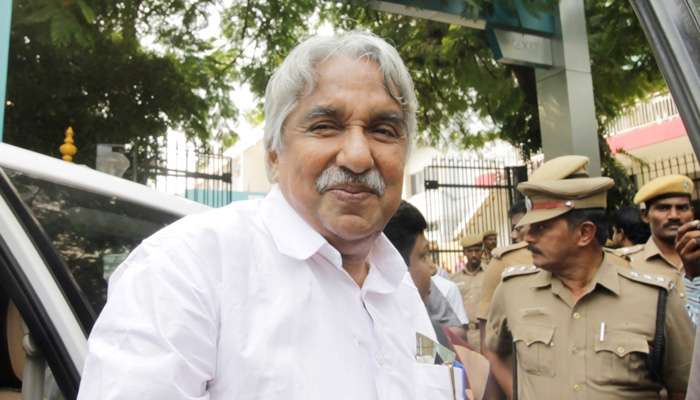 യുഡിഎഫിന് പരാജയ ഭീതിയില്ല, 23ന് ഫലം വരുമ്പോള് കാണാം: ഉമ്മൻ ചാണ്ടി യുഡിഎഫിന് പരാജയ ഭീതിയില്ല, 23ന് ഫലം വരുമ്പോള് കാണാം: ഉമ്മൻ ചാണ്ടി