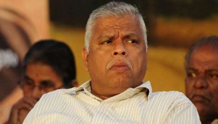 പര്ദ ധരിച്ചെത്തുന്നവരെ വോട്ട് ചെയ്യാന് അനുവദിക്കരുത്: എം.വി.ജയരാജന് പര്ദ ധരിച്ചെത്തുന്നവരെ വോട്ട് ചെയ്യാന് അനുവദിക്കരുത്: എം.വി.ജയരാജന്