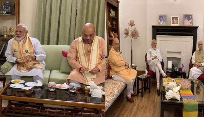 മോദിയും അമിത് ഷായും മുതിര്ന്ന നേതാക്കളുമായി കൂടിക്കാഴ്ച നടത്തി മോദിയും അമിത് ഷായും മുതിര്ന്ന നേതാക്കളുമായി കൂടിക്കാഴ്ച നടത്തി