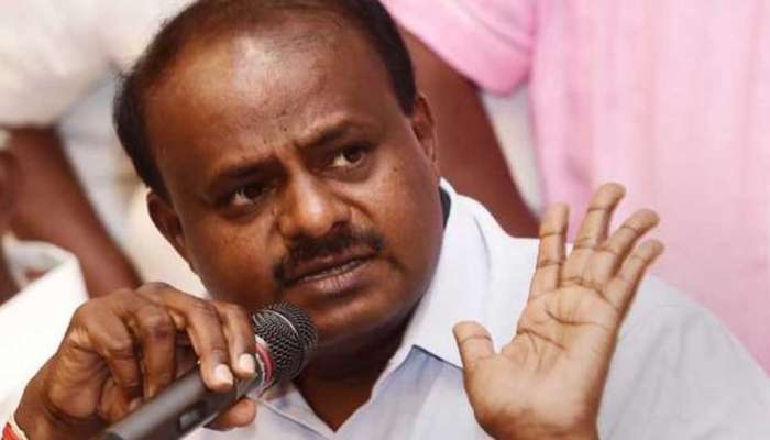 കര്ണാടക പ്രതിസന്ധി: 21 കോണ്ഗ്രസ് മന്ത്രിമാര് രാജിവച്ചു കര്ണാടക പ്രതിസന്ധി: 21 കോണ്ഗ്രസ് മന്ത്രിമാര് രാജിവച്ചു