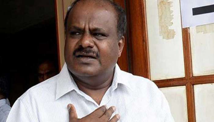 അധികാരത്തില് കടിച്ചുതൂങ്ങി നില്ക്കില്ല; വിശ്വാസ വോട്ടെടുപ്പിന് തയ്യാര് അധികാരത്തില് കടിച്ചുതൂങ്ങി നില്ക്കില്ല; വിശ്വാസ വോട്ടെടുപ്പിന് തയ്യാര്