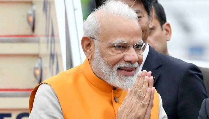 'പൊട്ടു'കളുടെ മുഖമായി മോദി!! 'പൊട്ടു'കളുടെ മുഖമായി മോദി!!