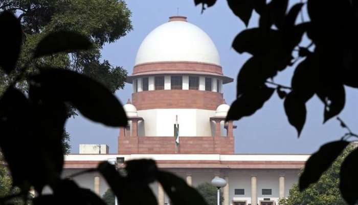 വിശ്വാസ വോട്ടെടുപ്പ് ഇന്ന് നടത്തണം; സ്വത്രന്ത എംഎല്എമാര് സുപ്രീംകോടതിയില് വിശ്വാസ വോട്ടെടുപ്പ് ഇന്ന് നടത്തണം; സ്വത്രന്ത എംഎല്എമാര് സുപ്രീംകോടതിയില്