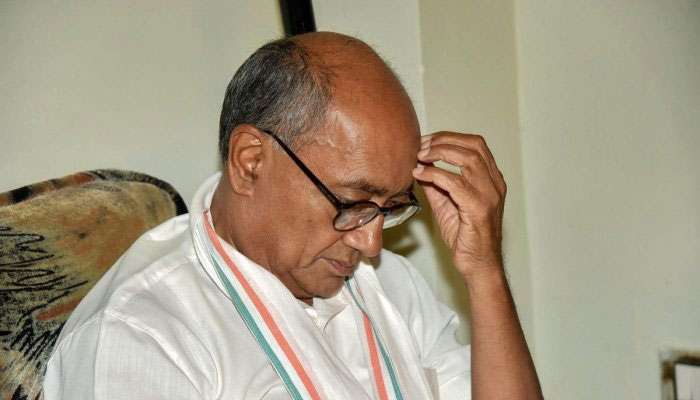 ദിഗ് വിജയ് സിംഗിനെതിരെ നിയമ നടപടി സ്വീകരിക്കുമെന്ന് ബജരംഗദള് ദിഗ് വിജയ് സിംഗിനെതിരെ നിയമ നടപടി സ്വീകരിക്കുമെന്ന് ബജരംഗദള്
