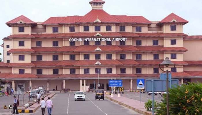 സ്വര്ണ്ണം പേസ്റ്റ് രൂപത്തില്; നെടുമ്പാശ്ശേരിയില് ഒരാള് അറസ്റ്റില്! സ്വര്ണ്ണം പേസ്റ്റ് രൂപത്തില്; നെടുമ്പാശ്ശേരിയില് ഒരാള് അറസ്റ്റില്!
