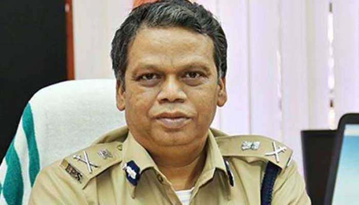 കൂടത്തായി കൊലപാതക൦ വിചാരിച്ചതിലും സങ്കീര്ണമെന്ന് ലോക്നാഥ് ബെഹ്റ കൂടത്തായി കൊലപാതക൦ വിചാരിച്ചതിലും സങ്കീര്ണമെന്ന് ലോക്നാഥ് ബെഹ്റ