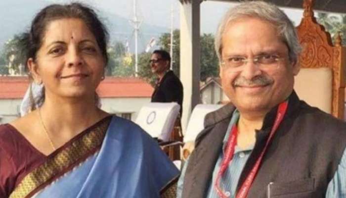 ബിജെപിയെ വിമര്ശിച്ച് നിര്മ്മല സീതാരാമന്റെ ഭര്ത്താവ്!! ബിജെപിയെ വിമര്ശിച്ച് നിര്മ്മല സീതാരാമന്റെ ഭര്ത്താവ്!!