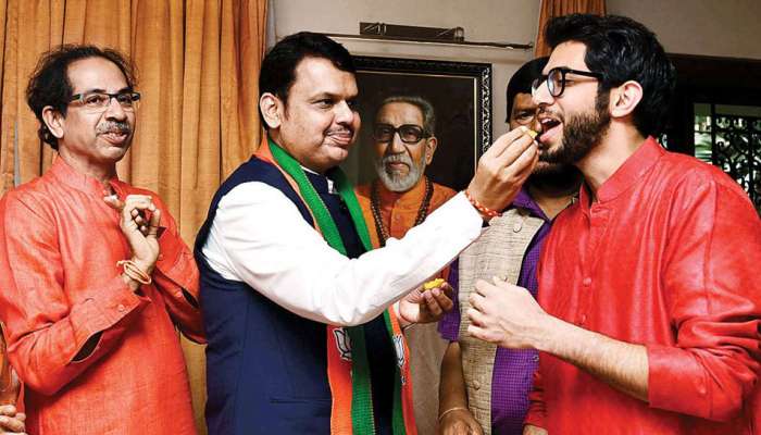മഹാരാഷ്ട്ര വീണ്ടും ബിജെപിയ്ക്ക്; ആഘോഷത്തിന് ലഡു തയാര്!! മഹാരാഷ്ട്ര വീണ്ടും ബിജെപിയ്ക്ക്; ആഘോഷത്തിന് ലഡു തയാര്!!