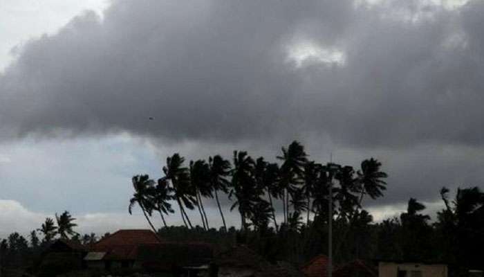 ന്യൂനമർദ്ദം: 3 ജില്ലകളിൽ അതിശക്തമായ മഴക്ക് സാധ്യത ന്യൂനമർദ്ദം: 3 ജില്ലകളിൽ അതിശക്തമായ മഴക്ക് സാധ്യത