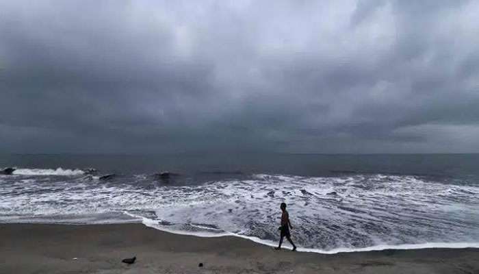 ശക്തി കുറഞ്ഞ് ‘മഹാ’ ചുഴലിക്കാറ്റ്; ജാഗ്രതാ നിര്ദ്ദേശം പിന്വലിച്ചു ശക്തി കുറഞ്ഞ് ‘മഹാ’ ചുഴലിക്കാറ്റ്; ജാഗ്രതാ നിര്ദ്ദേശം പിന്വലിച്ചു