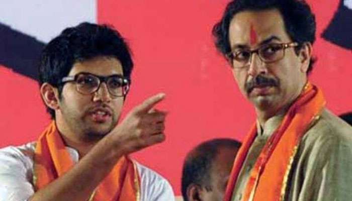 രാഷ്ട്രപതി ഭരണം: ഗവര്ണര്ക്കെതിരെ ശിവസേന സുപ്രീംകോടതിയിലേക്ക് രാഷ്ട്രപതി ഭരണം: ഗവര്ണര്ക്കെതിരെ ശിവസേന സുപ്രീംകോടതിയിലേക്ക്