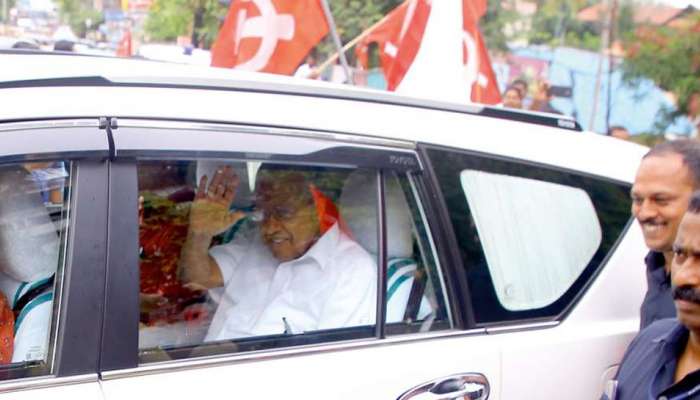 മാവോയിസ്റ്റ് ഭീഷണി: രാജ്യതലസ്ഥാനത്തും മുഖ്യന് കനത്ത സുരക്ഷ മാവോയിസ്റ്റ് ഭീഷണി: രാജ്യതലസ്ഥാനത്തും മുഖ്യന് കനത്ത സുരക്ഷ