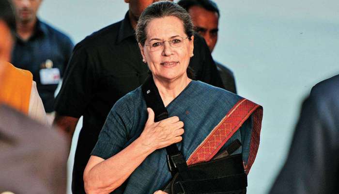 മഹാരാഷ്ട്ര; ശിവസേനയ്ക്കൊപ്പം ചേരാന് സോണിയയുടെ അനുമതി? മഹാരാഷ്ട്ര; ശിവസേനയ്ക്കൊപ്പം ചേരാന് സോണിയയുടെ അനുമതി?